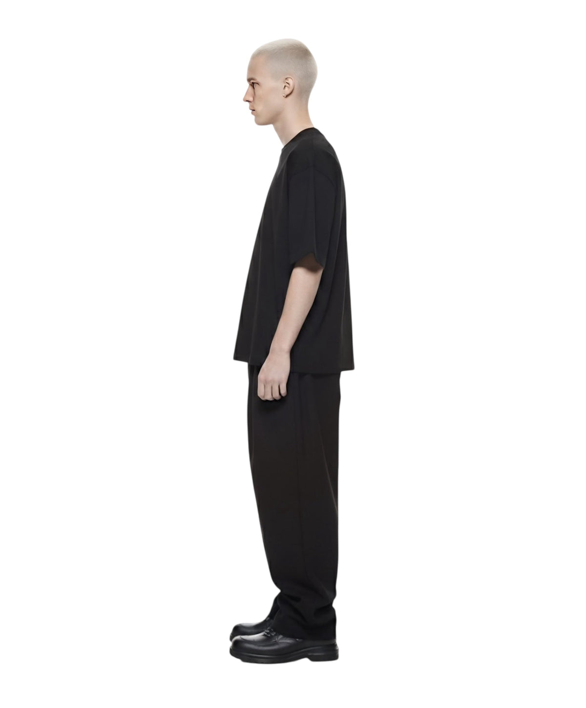 R3UPGARMS - Black Heavyweight Cropped Boxy Tee